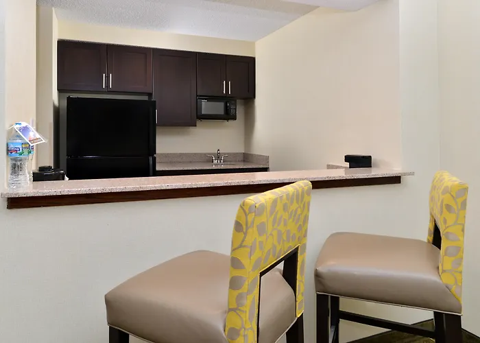 Holiday Inn Express Hotel & Suites Indianapolis W - Airport Area By Ihg