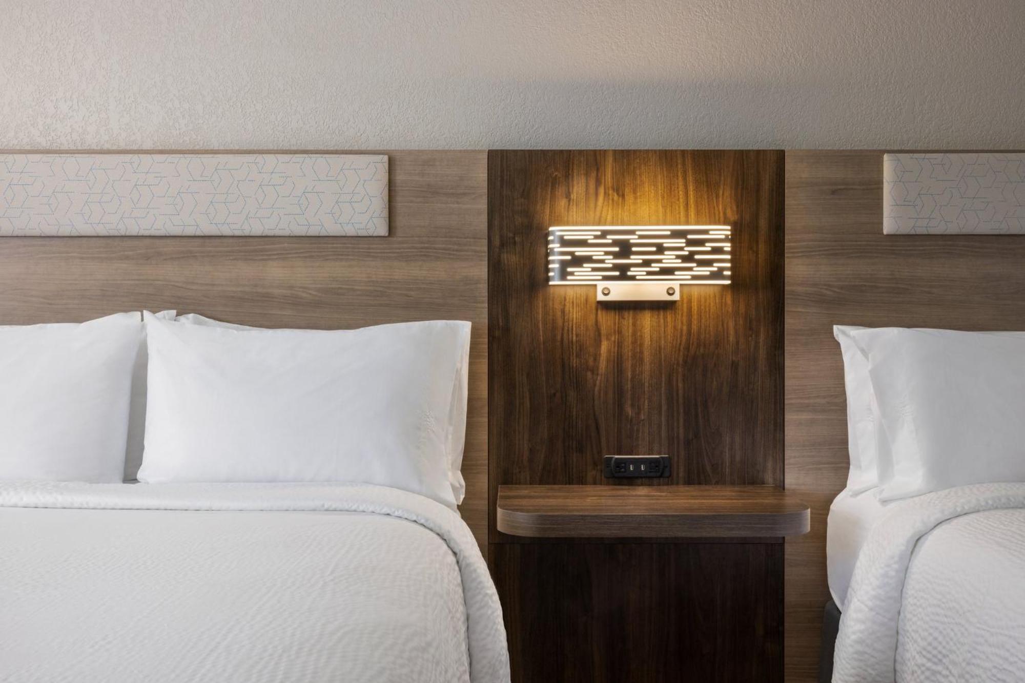 Express & W - Airport Area By Ihg 3* Indianápolis