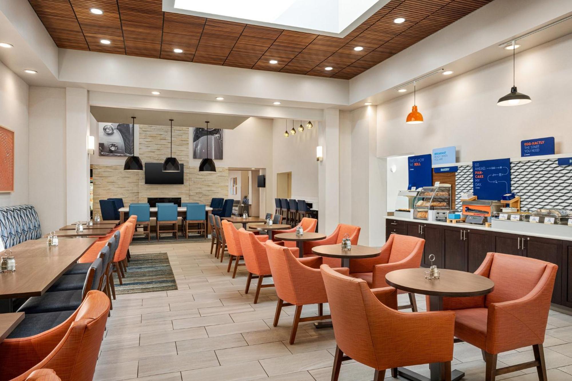 Express & W - Airport Area By Ihg