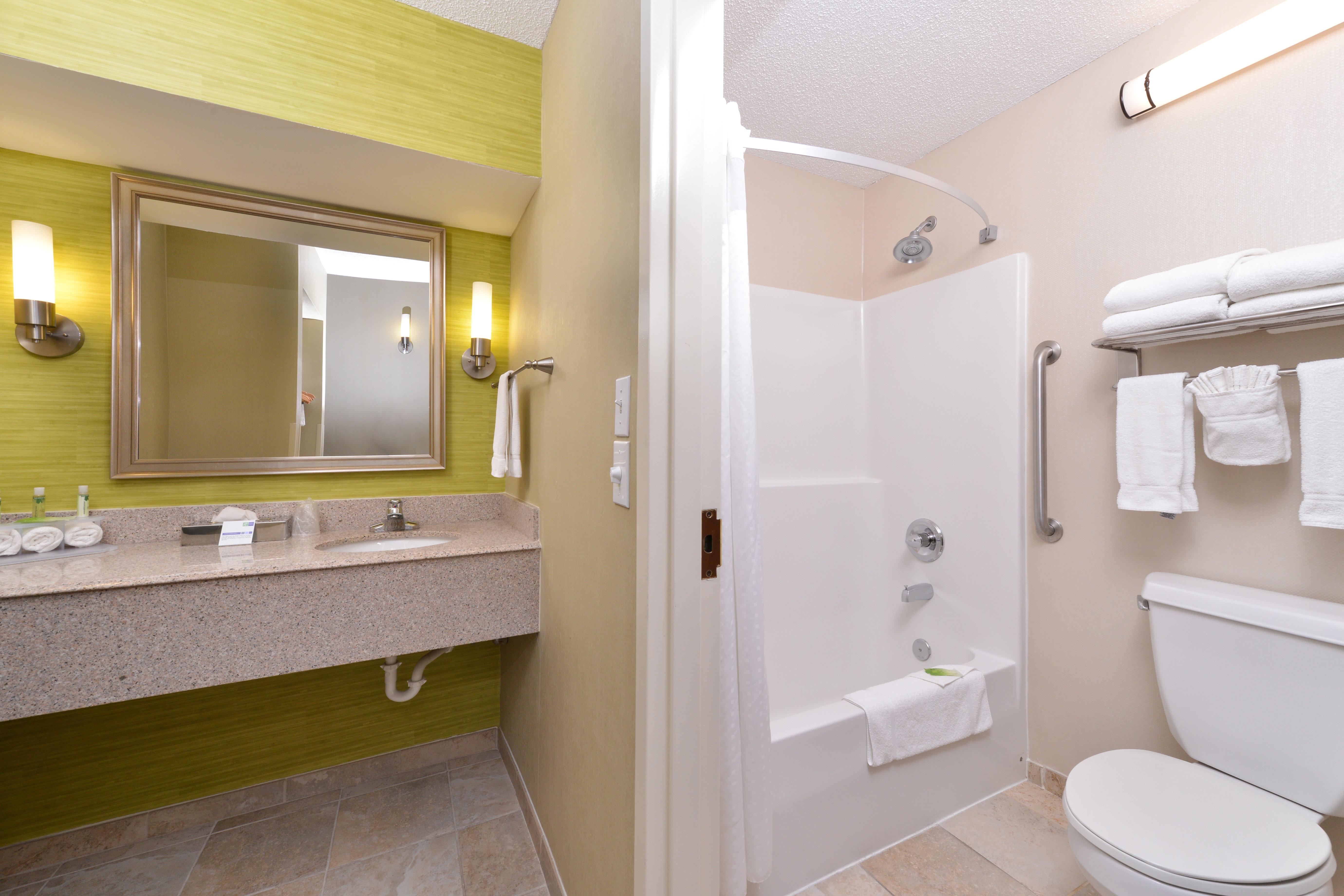Hotel Express & W - Airport Area By Ihg 3*