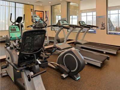 Express & W - Airport Area By Ihg Hotel Indianapolis