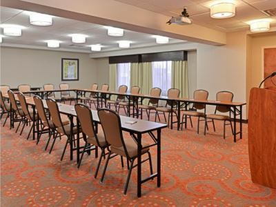 Express & W - Airport Area By Ihg Indianapolis